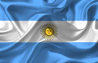 Argentyński kibic uduszony flagą!