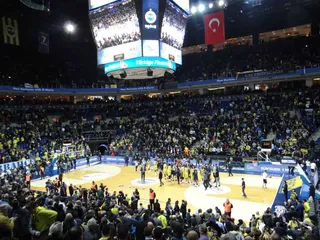 Fenerbahce Stambuł - Paris Basketball: analiza, typy (Play-off Euroligi, 22.04.2025)