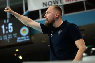 TAURON Liga: Bartłomiej Dąbrowski trenerem KGHM #VolleyWrocław!