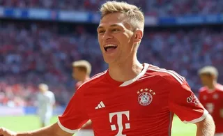 Joshua Kimmich bliski przedłużenia kontraktu z Bayernem