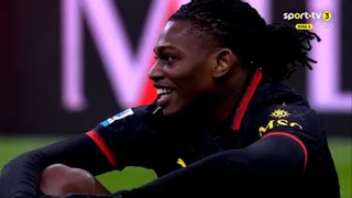 Leao zastąpi Lewandowskiego? Kusząca oferta dla gwiazdy Serie A!