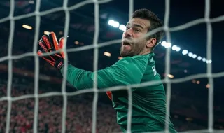 PSG czuje się oszukane po meczu z Liverpoolem. Luis Enrique obiecuje rewanż na Anfield