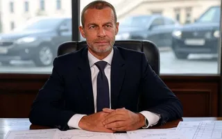 UEFA ostrzega: Zarobki piłkarzy są zbyt wysokie