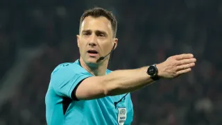 Felix Zwayer: Kim jest sędzia, który poprowadzi finał Ligi Europy?