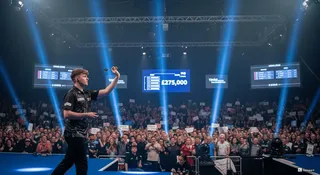 Luke Littler na drodze po kolejny wielki tytuł: Finał Premier League Darts 2025