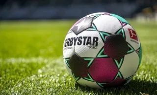 Austriacka Bundesliga prezentuje nową piłkę na sezon 2025/26