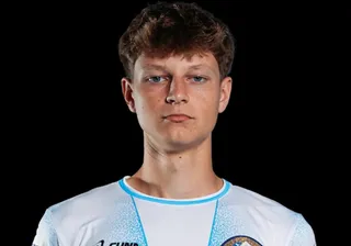 Michał Synoś: 18-letni talent o krok od Rakowa. Transfer droższy niż Jesus Diaz!