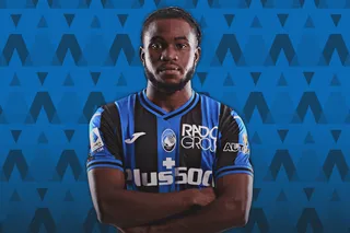 Transferowa saga trwa: Lookman znów kuszony przez Madryt. Padnie rekord?