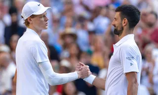 Jannik Sinner w finale Wimbledonu! Włoch zdemolował Djokovicia w trzech setach