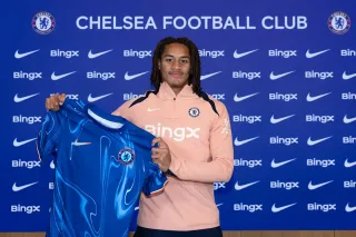 Chelsea sprzedaje talent po sześciu miesiącach. Mathis Amougou odchodzi do Strasbourga