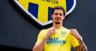 Oskar Zawada może zostać w Eredivisie. Sparta Rotterdam i SC Heerenveen w grze o Polaka