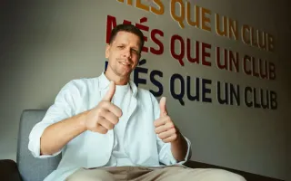 Szczęsny w Barcelonie, ale nie w kadrze? Urban potwierdza to, czego kibice się obawiali