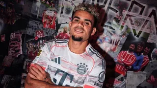 Bayern wybierał między dwoma gwiazdami Liverpoolu! Dlaczego postawili na Díaza?
