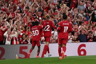 Rasizm, gol w ostatniej minucie i debiutancki popis – szokujący początek Premier League na Anfield