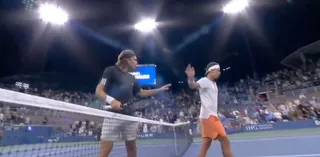 Awantura na US Open! Tsitsipas wściekły na zagrywkę rywala po sensacyjnej porażce [WIDEO]
