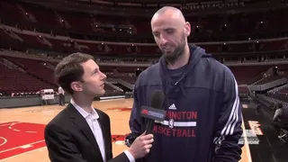 Nie tylko kasa z NBA! Gortat zdradza jak zarabia na nim polski sport