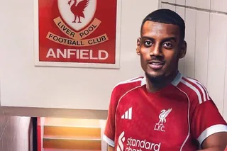 125 milionów wyrzuconych w błoto? Bezlitosna ocena Isaka wstrząsnęła fanami Liverpoolu