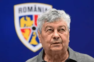 Historyczny dzień dla futbolu! Czy 80-letni Lucescu odmieni los rumuńskiej kadry?