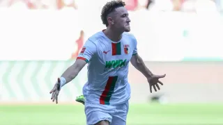 Sevilla odetchnie z ulgą, ale tylko na chwilę. Tottenham planuje letni atak na Vargasa