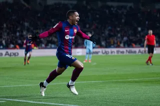 Barcelona zarobi miliony na graczu, którego sprzedała ze stratą. Oto jak to możliwe