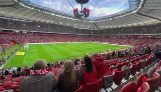 Zakazane przez UEFA, uwielbiane przez kibiców. Wuwuzele znów na polskich stadionach. Co zrobi PZPN?