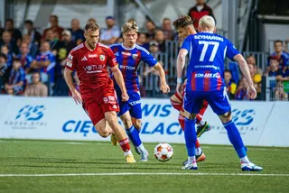 Miedź Legnica zachęca do przychodzenia na mecz z kobietami