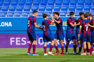 Flick go nie chciał, teraz Barcelona walczy o jego przyszłość. Absurdalnie niska klauzula problemem