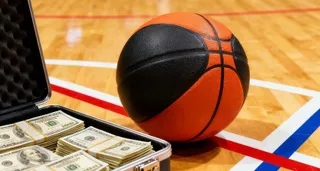 Niedawno zmienił klub i już dostał kontrakt na 100 mln dolarów!