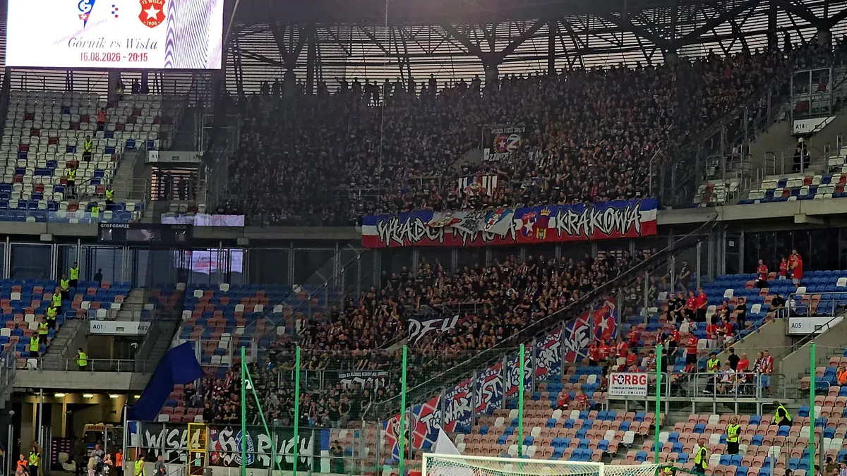 Kibice Wisły Kraków na meczu z Górnikiem w Zabrzu (16.08.2026)