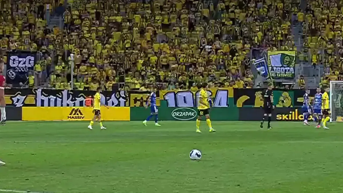 19-letni Jakub Kokosiński dobija Wisłę Płock! GKS Katowice wygrywa 5:0! Oglądaj @_Ekstraklasa_ w CANAL+: