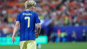 46 milionów funtów to było za mało. Oliver Glasner walczy o wielki transfer w Premier League
