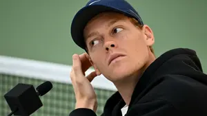 Adriano Panatta ucisza krytyków Jannika Sinnera. Włoch odpiera zarzuty o kryzys lidera