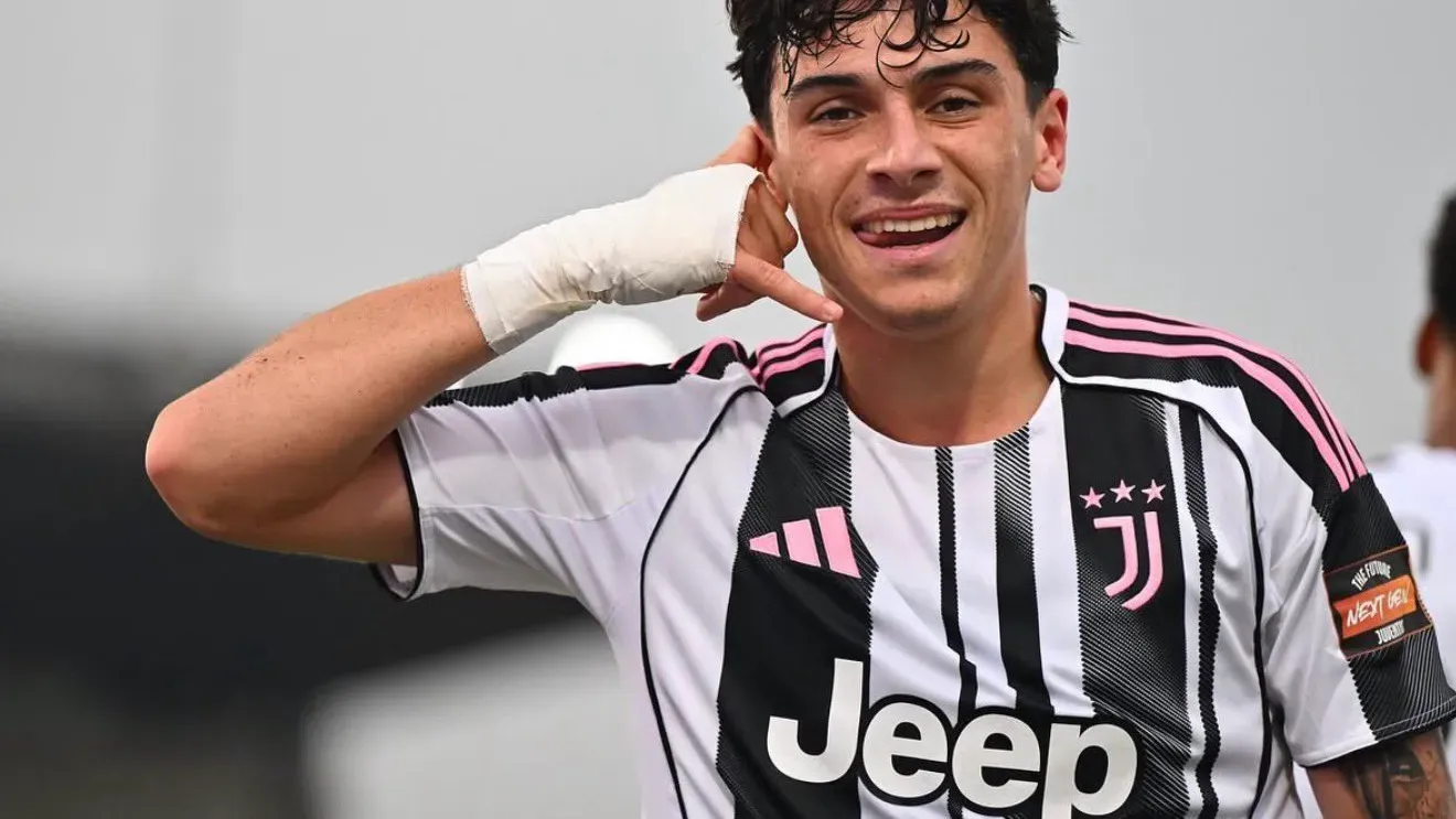 Ajax Amsterdam sprowadza talent z Włoch. Juventus traci młodego napastnika