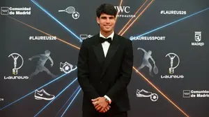 Alcaraz pokonał Sinnera w prestiżowym plebiscycie, ale przekazał fatalne wieści. Roland Garros zagrożony
