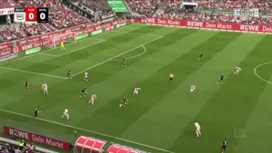 Ale poszli! 1' gol dla Gladbach w pierwszej akcji meczu 4' wyrównujące trafienie Köln. Rzeczy dzieją się tu szybko! Mecz