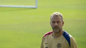 Alejandro Balde opuści Barcelonę? Hansi Flick ma poważne wątpliwości