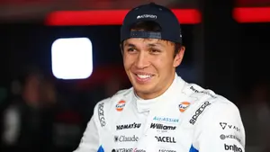 Alex Albon odejdzie z Williamsa? Kierowca podjął kluczową decyzję