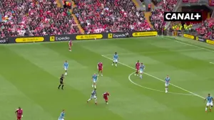 Alexander Isak trafia do siatki, ale wyrównuje tylko na chwilę! Nottingham szybko wraca na prowadzenie na Anfield! Ogląd