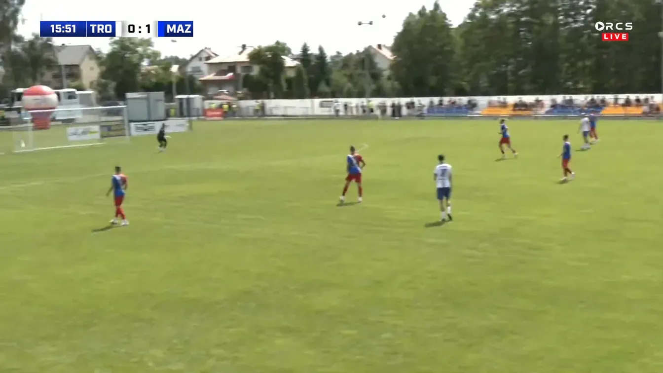 Ależ przymierzył! Stadiony świata w niższej lidze