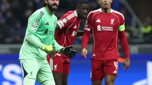 Alisson i Virgil van Dijk na celowniku Juventusu. Klub rozważa wolne transfery