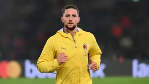Allegri chce go w Neapolu, ale Cardinale stawia weto. Gwiazda Milanu nie na sprzedaż?