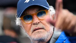 Alpine oskarża o korupcję! Briatore uderza w McLaren po utracie podium