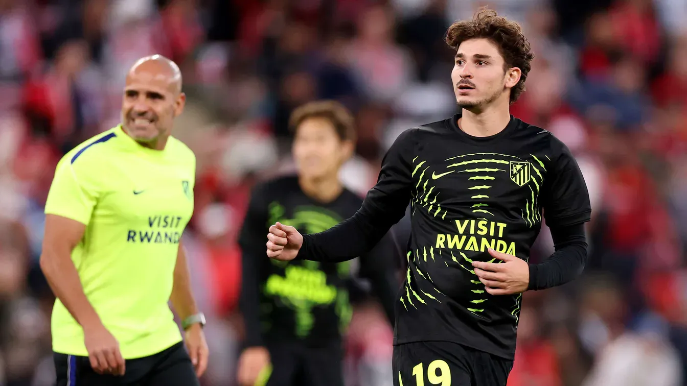Álvarez kończy współpracę z agentem po fiasku transferu do Barcelony
