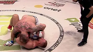 A̶n̶d̶ ̶s̶t̶i̶l̶l̶!̶ ̶ and new! Phil de Fries już w debiucie w KSW zdobył pas mistrzowski, którego skutecznie broni od 8