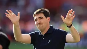 Andoni Iraola rozchwytywany. Hiszpan wybiera między Bundesligą a Premier League
