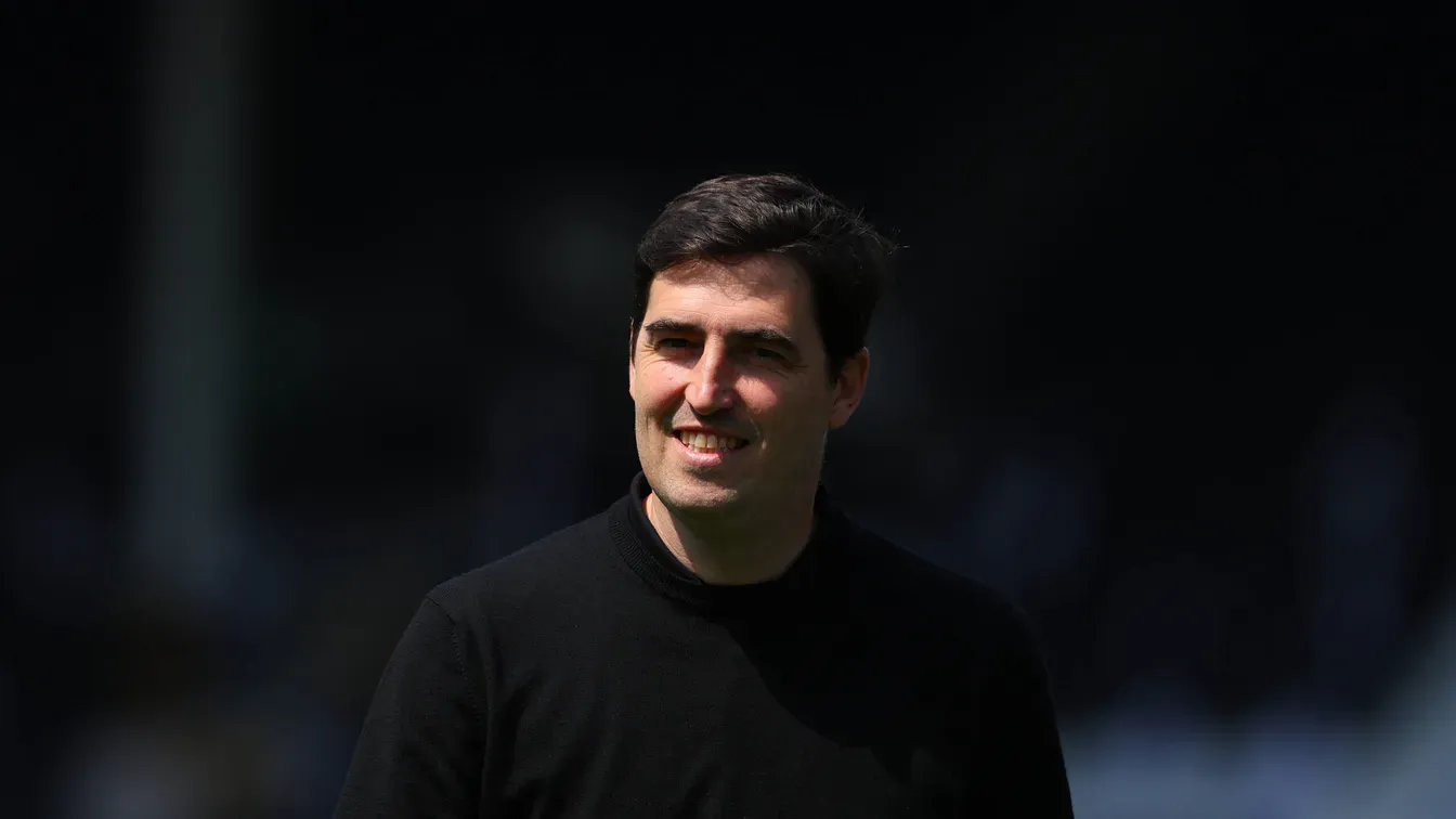 Andoni Iraola stawia na Virgila van Dijka. Kapitan zostaje w Liverpoolu mimo wygasającej umowy