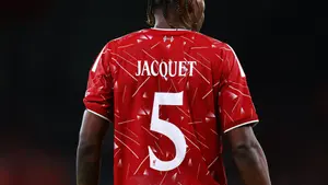 Andoni Iraola zachwycony nowym stoperem. Liverpool wierzy, że trafił jackpot