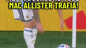 Argentyńczycy otwierają wynik! Mac Allister głową kieruje piłkę do bramki po dośrodkowaniu Messiego z rzutu rożnego Świa