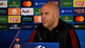 Arne Slot uciął spekulacje o nowym kontrakcie w Liverpoolu. Padły wymowne słowa