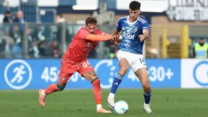 Arsenal chce uprzedzić giganta. Walka o obrońcę z Serie A nabiera tempa